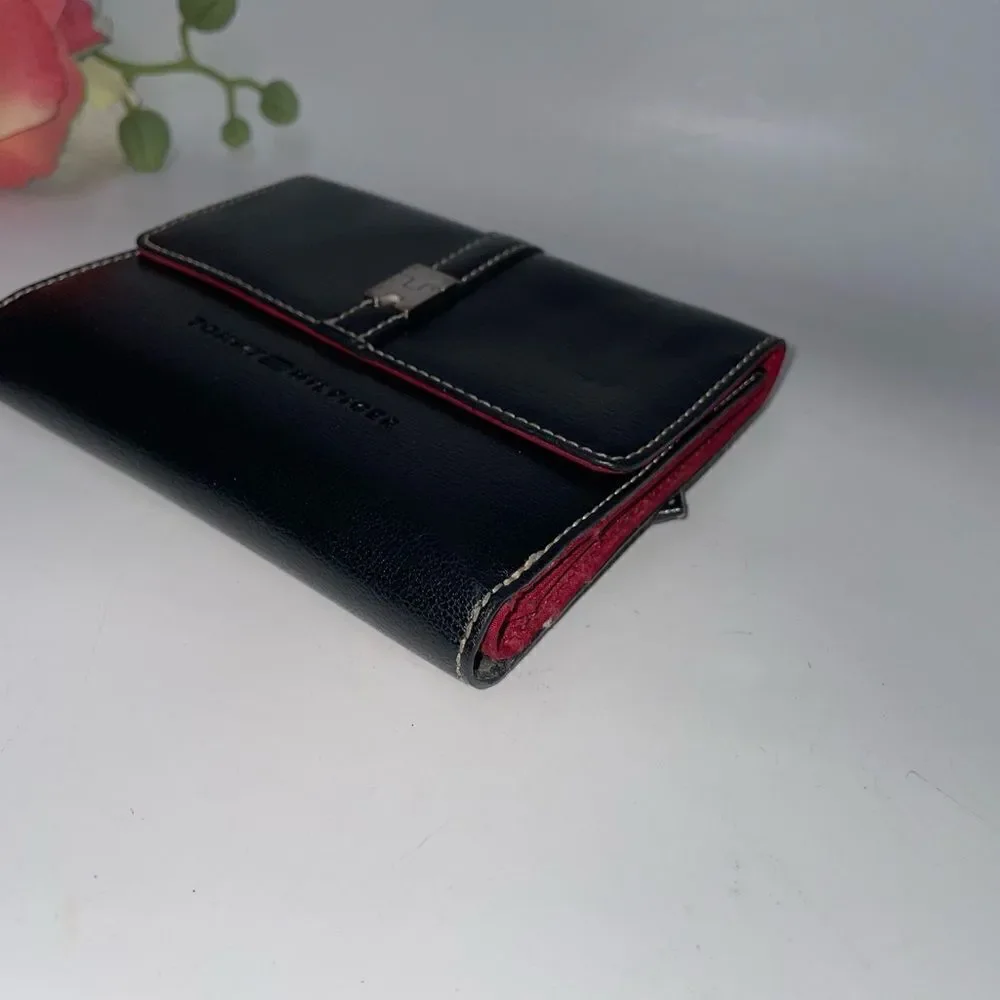 Tommy Hilfiger Black Leather Wallet